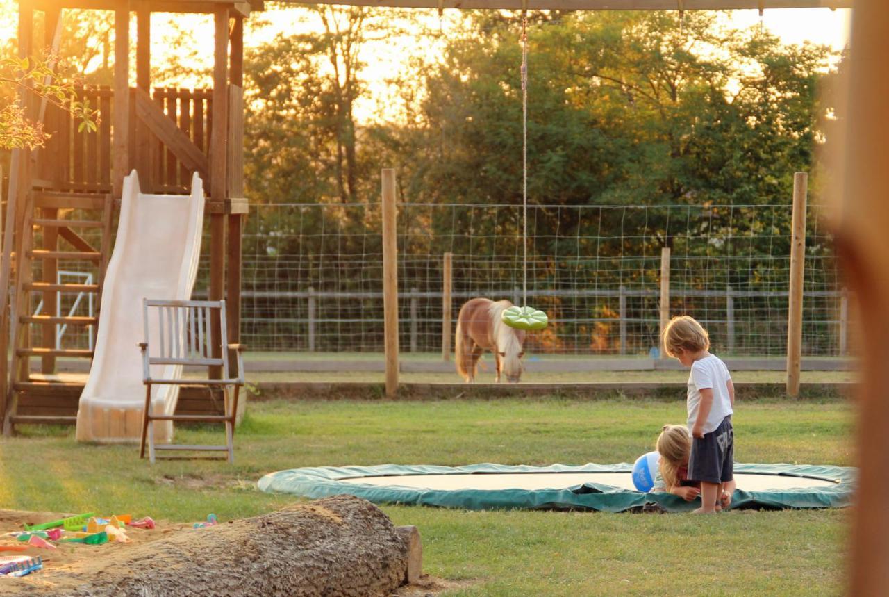 Domaine Ramonjavel, Glamping & Alpaca'S Bed & Breakfast Fongrave Eksteriør bilde