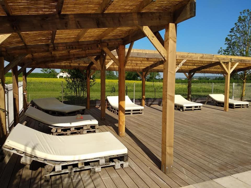 Domaine Ramonjavel, Glamping & Alpaca'S Bed & Breakfast Fongrave Eksteriør bilde