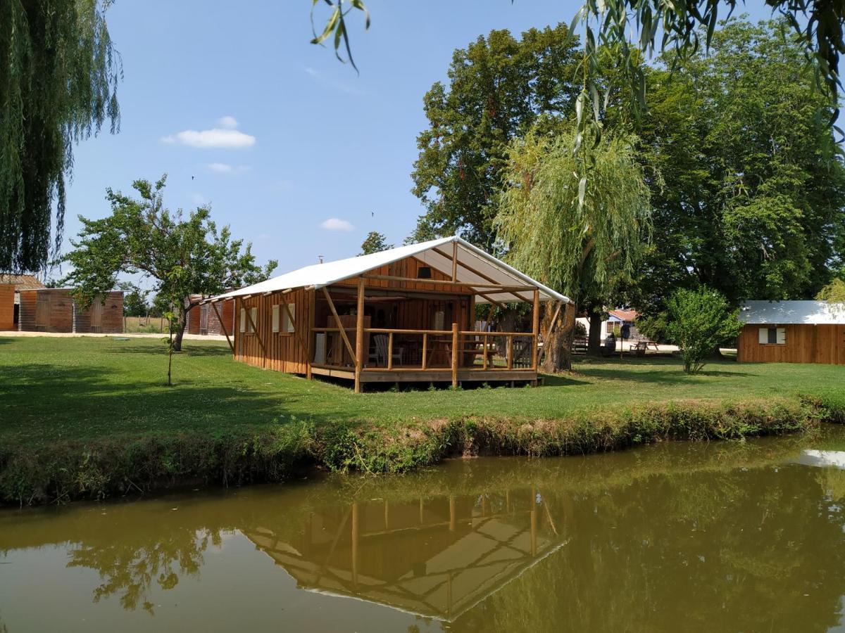 Domaine Ramonjavel, Glamping & Alpaca'S Bed & Breakfast Fongrave Eksteriør bilde