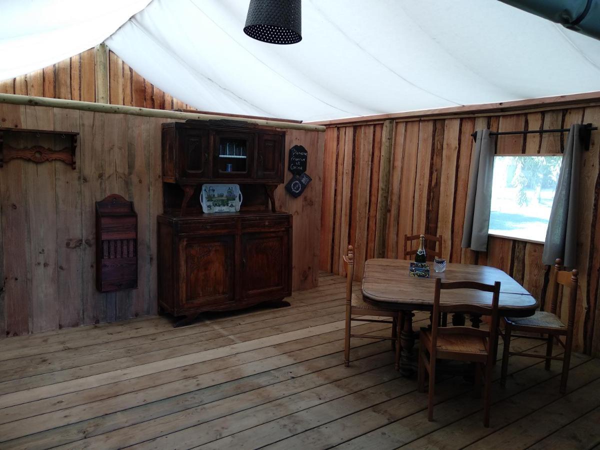 Domaine Ramonjavel, Glamping & Alpaca'S Bed & Breakfast Fongrave Eksteriør bilde