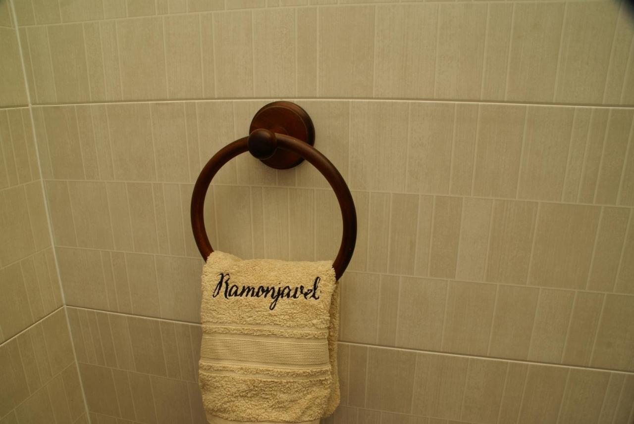 Domaine Ramonjavel, Glamping & Alpaca'S Bed & Breakfast Fongrave Eksteriør bilde