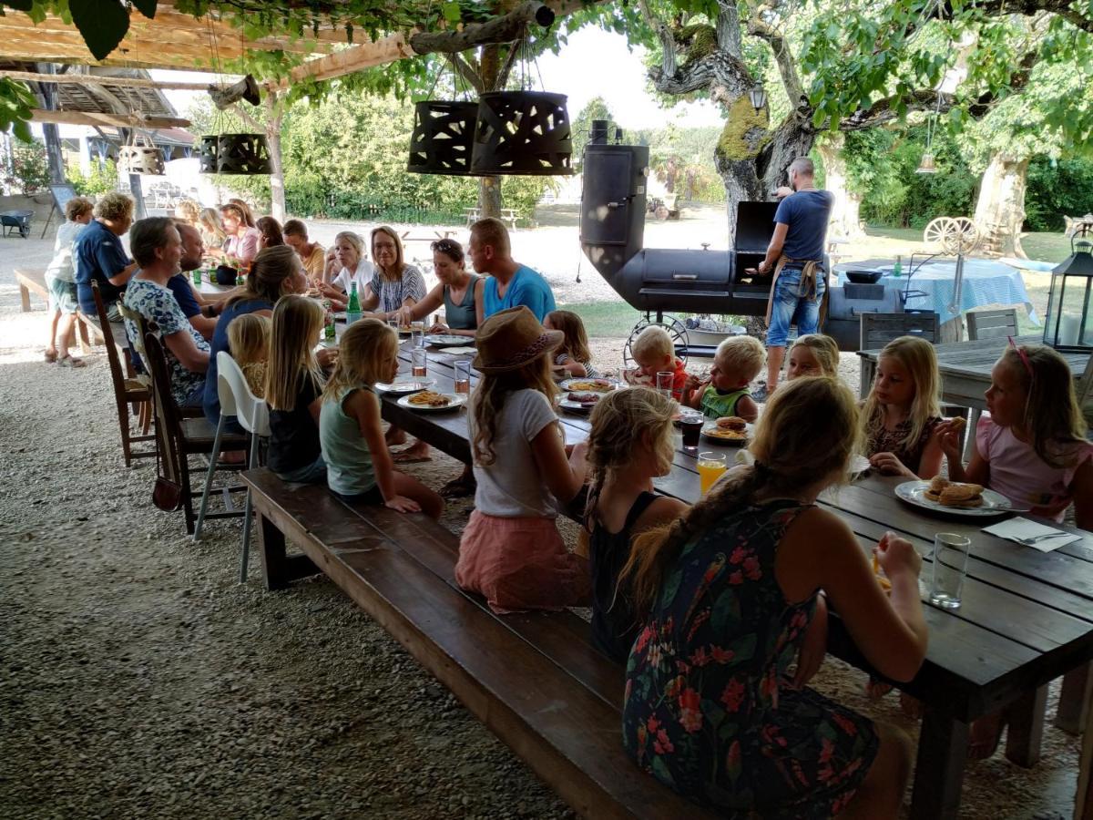 Domaine Ramonjavel, Glamping & Alpaca'S Bed & Breakfast Fongrave Eksteriør bilde